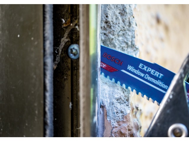 List Bosch za sabljasto žago EXPERT ‘Window Demolition’ S 956 DHM, Pakiranje: 10kos, 150mm, 6TPI, za Aluminij, Les, 2608900386